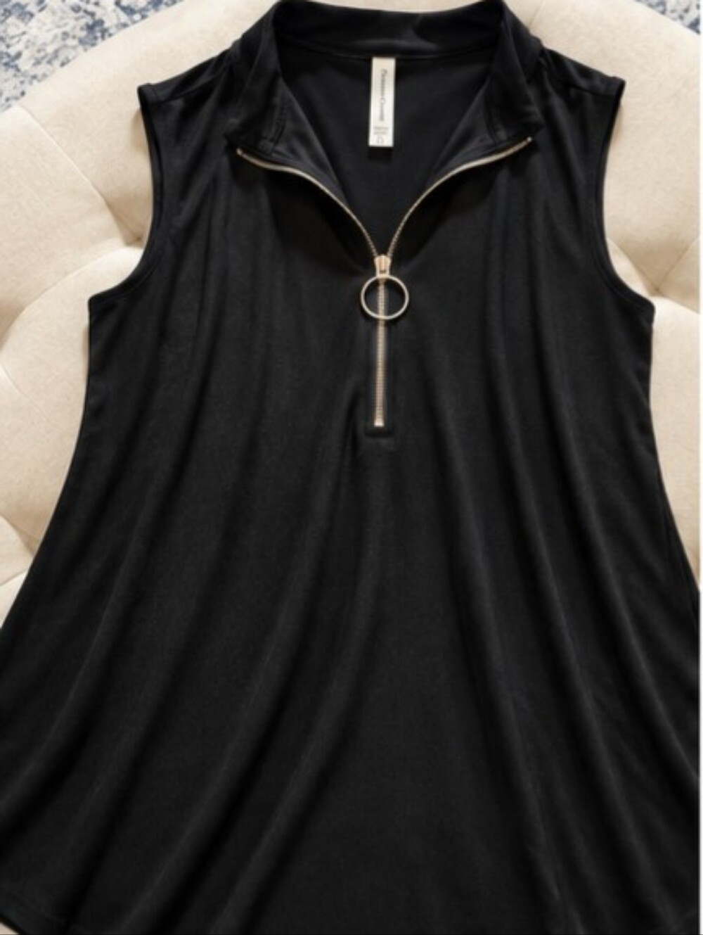 PerSeption Concept Black Sleeveless Zip-Front Tank with Ring Pull